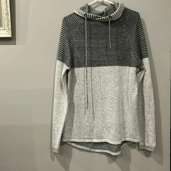 [L]Never Lose Hedge Two Tone  Gray Knit Pull Over Hoodie Sweater - Picture 2 of 7